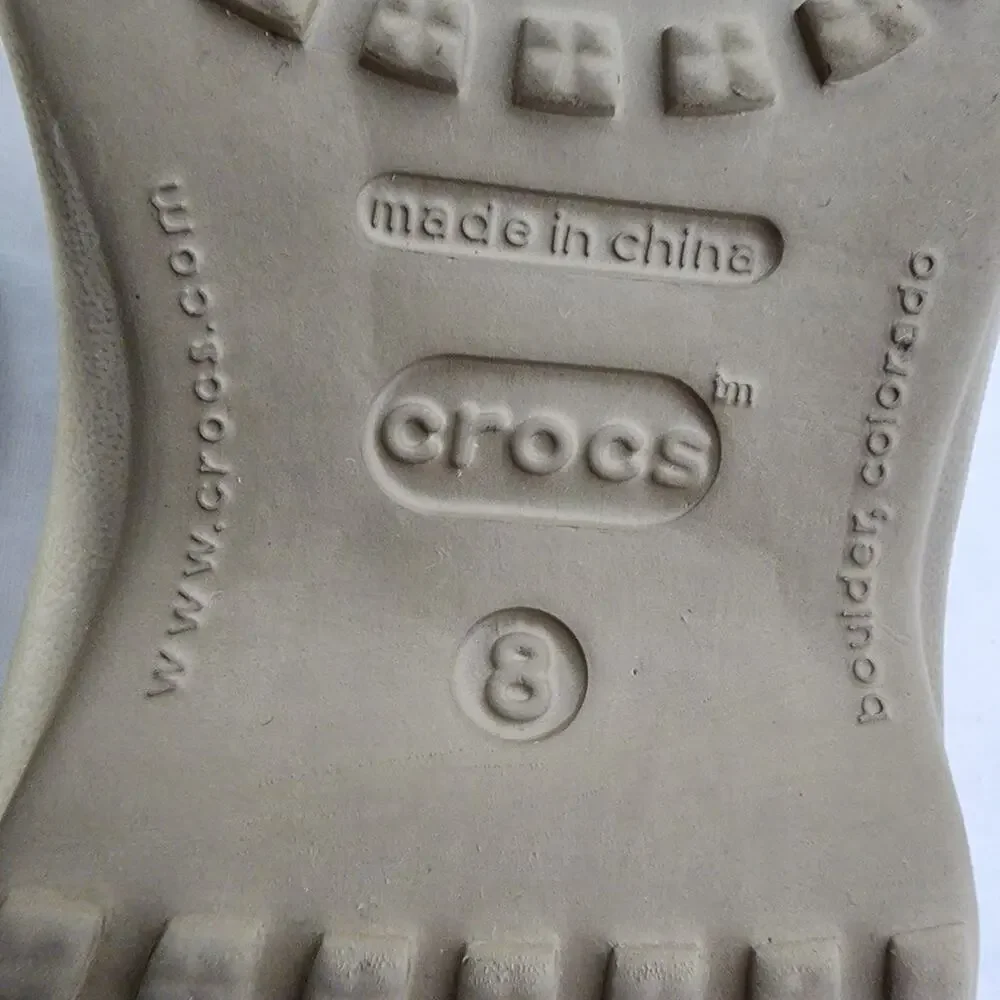 Crocs Women’s Cleo III T Strap Comfort Sandals Slip On Casual White Taupe Size 8